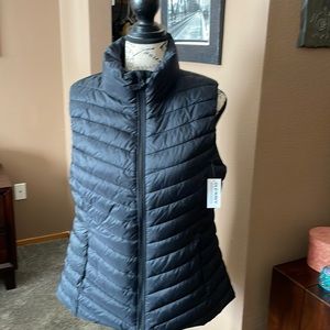 Old Navy Zip Up Vest, Black